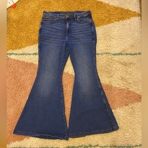 Wrangler Retro High Rise Flares